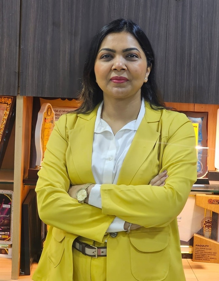 Dr. Swati Agarwal – Eye Surgeon Kolkata, Gold Medalist Ophthalmologist